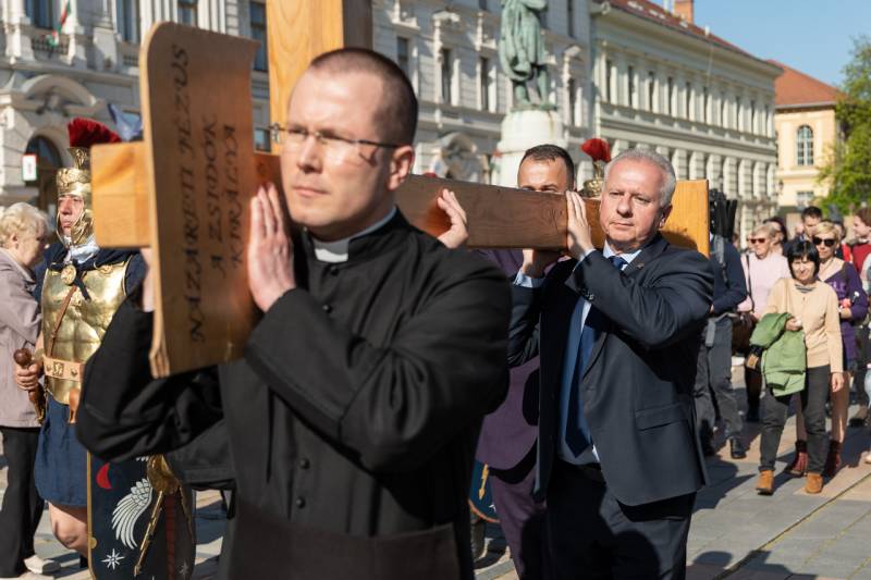 2025_04_12_varosi keresztut_32.jpg